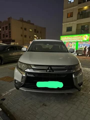 Used Mitsubishi Outlander 2.4L GLX (Mid Option) 2016 Used Mitsubishi Outlander 2.4L GLX (Mid Option) 2016 for sale