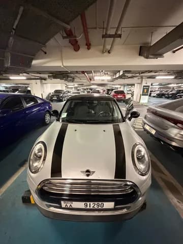 ميني كوبيه 3 Door Hatchback 2017 مستعملة ميني كوبيه 3 Door Hatchback 2017 مستعملة used_cars.forSale
