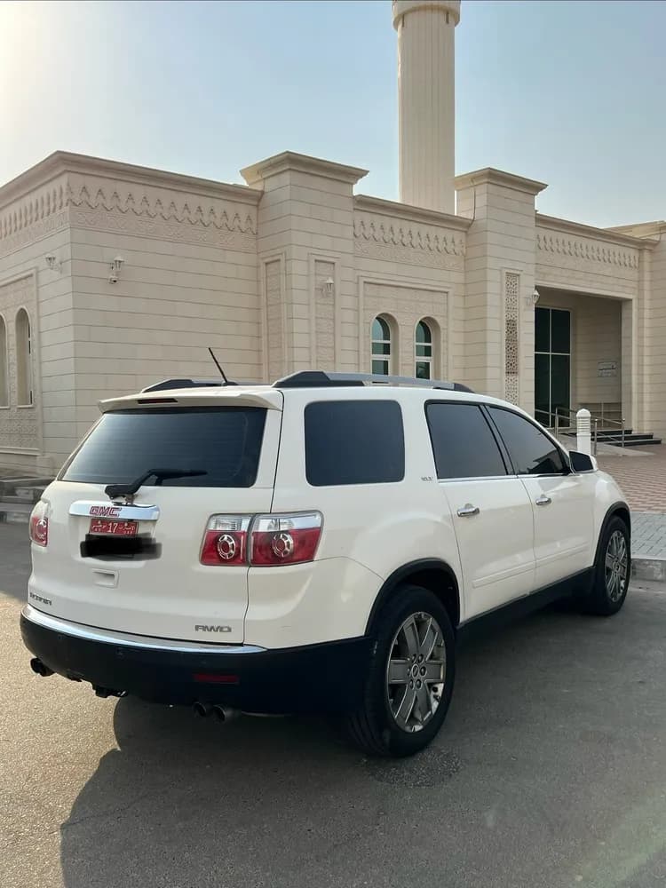 Used GMC Acadia SLT2 2010
