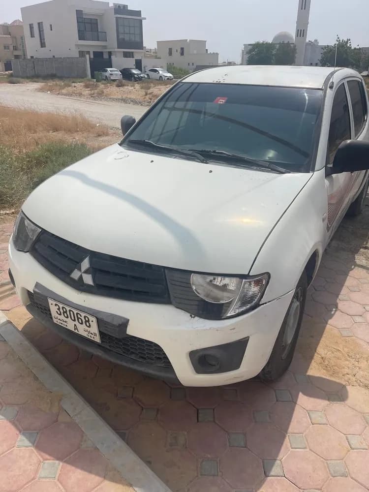 Used Mitsubishi L200 2.4L Double Cab GL (2WD) 2011