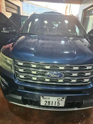 Used Ford Explorer 3.5L V6 XLT 2016 Used Ford Explorer 3.5L V6 XLT 2016 used_cars.forSale