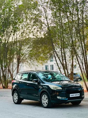 فورد إسكيب 2.5L 2015 مستعملة فورد إسكيب 2.5L 2015 مستعملة used_cars.forSale
