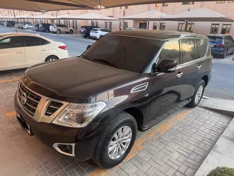 Used Nissan Patrol 5.6 SE 2015 Used Nissan Patrol 5.6 SE 2015 used_cars.forSale