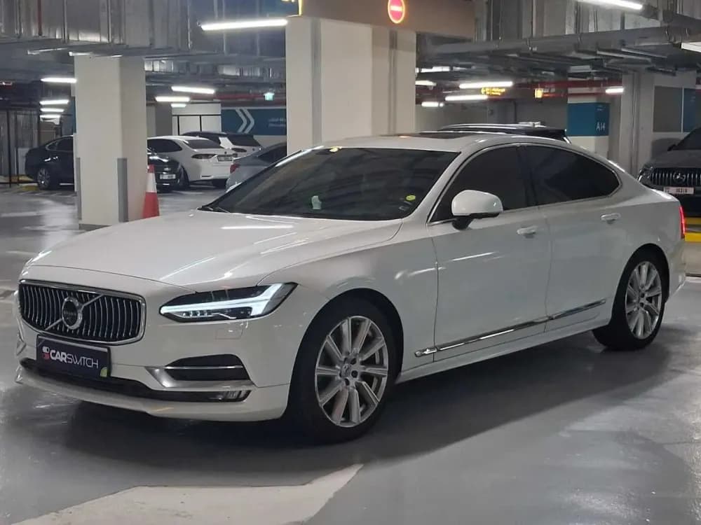Used Volvo S90 2020