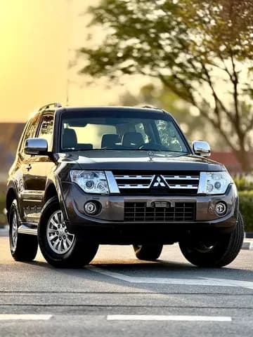 ميتسوبيشي باجيرو GLS V6 2014 مستعملة ميتسوبيشي باجيرو GLS V6 2014 مستعملة used_cars.forSale