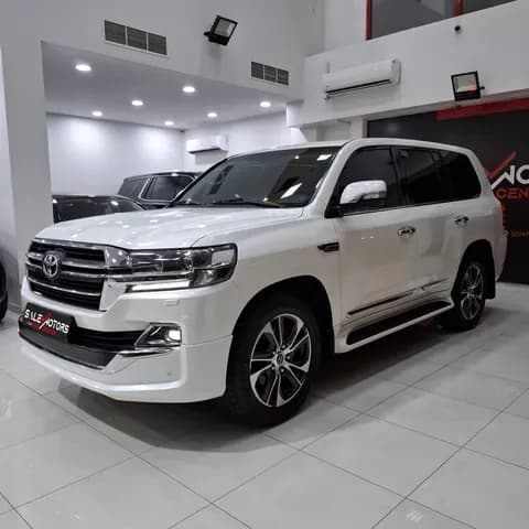 Used Toyota Land Cruiser 4.6 GXR 2020 Used Toyota Land Cruiser 4.6 GXR 2020 used_cars.forSale