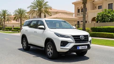 تويوتا فورتشنر 2025 مستعملة تويوتا فورتشنر 2025 مستعملة used_cars.forSale