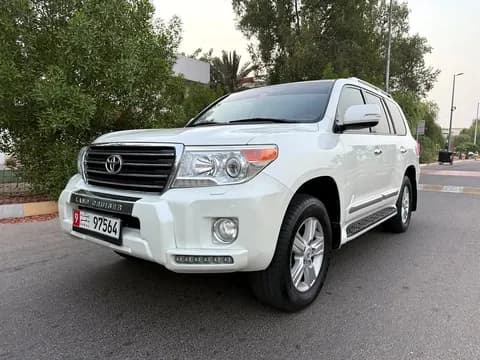 تويوتا لاند كروزر 4.6L GXR 2015 مستعملة تويوتا لاند كروزر 4.6L GXR 2015 مستعملة used_cars.forSale