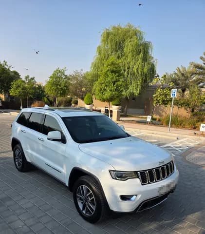 جيب جراند شيروكي لمتيد 2020 مستعملة جيب جراند شيروكي لمتيد 2020 مستعملة used_cars.forSale