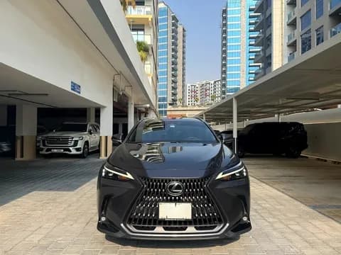لكزس أن أكس Premier 2025 مستعملة لكزس أن أكس Premier 2025 مستعملة used_cars.forSale