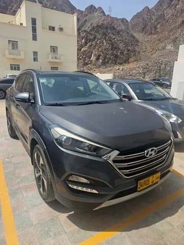 هيونداي توسان 2.4L Full Option (AWD) 2017 مستعملة هيونداي توسان 2.4L Full Option (AWD) 2017 مستعملة used_cars.forSale