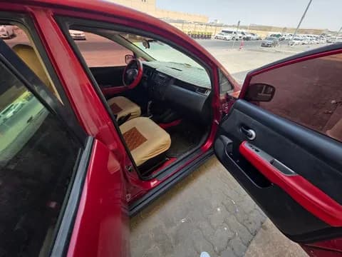 نيسان Versa 2010 مستعملة نيسان Versa 2010 مستعملة used_cars.forSale