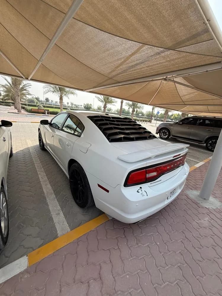 Used Dodge Charger 3.6L SXT (Mid Option) 2013